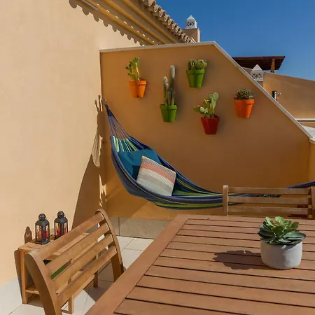 Deja Blue - Rent Modern Penthouse * Tarifa