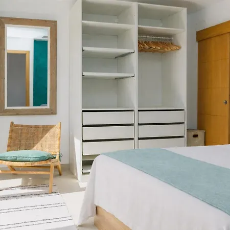 Deja Blue - Rent Modern Penthouse Daire *