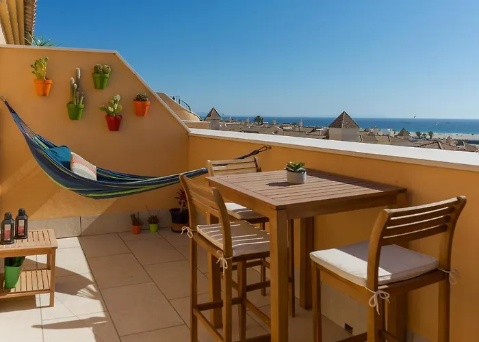 Deja Blue - Rent Modern Penthouse Daire *