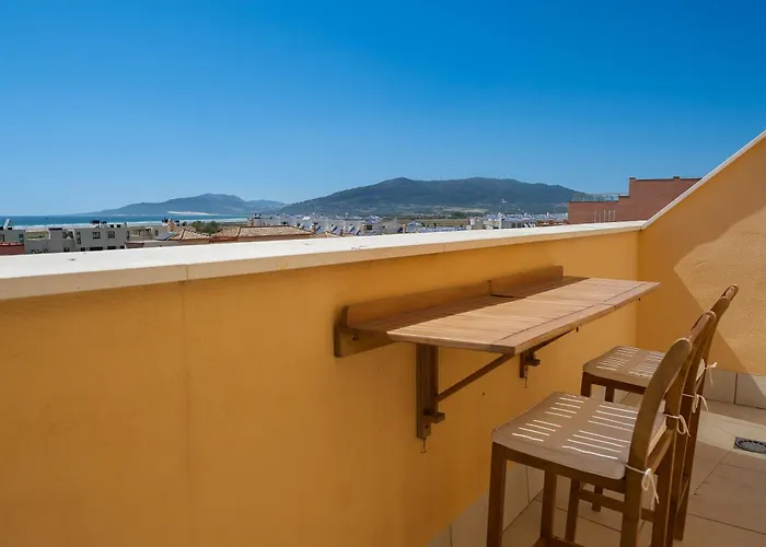 Deja Blue - Rent Modern Penthouse Daire