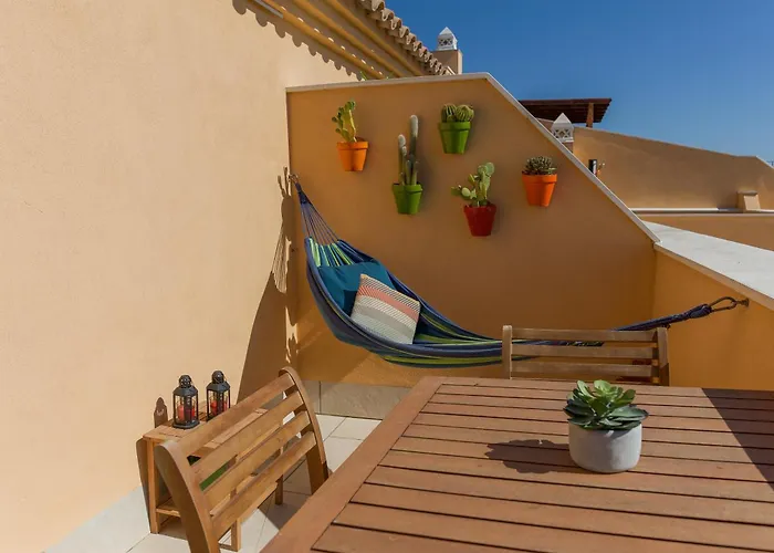 Deja Blue - Rent Modern Penthouse * Tarifa