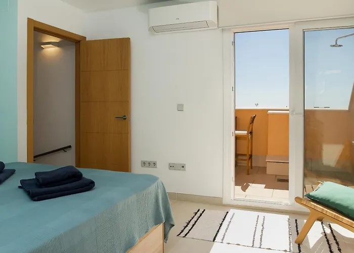 Daire Deja Blue - Rent Modern Penthouse